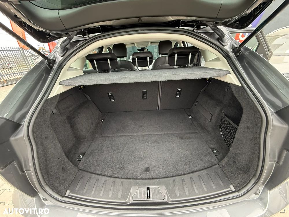 Jaguar E-Pace D150 AWD S - 26