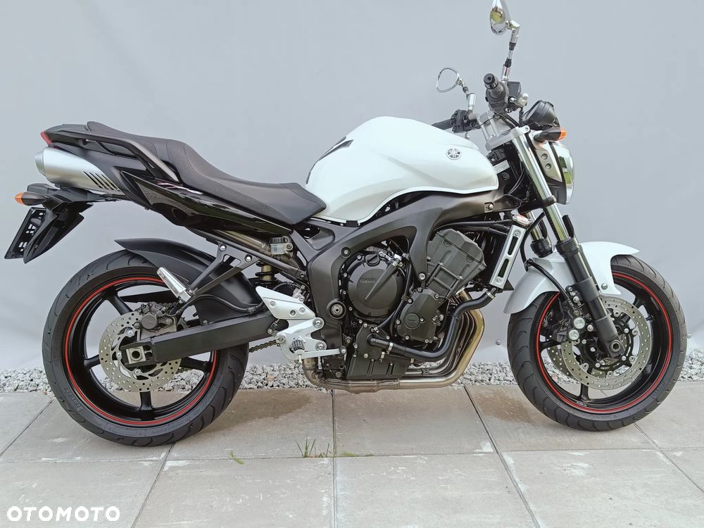 Yamaha FZ6 - 3