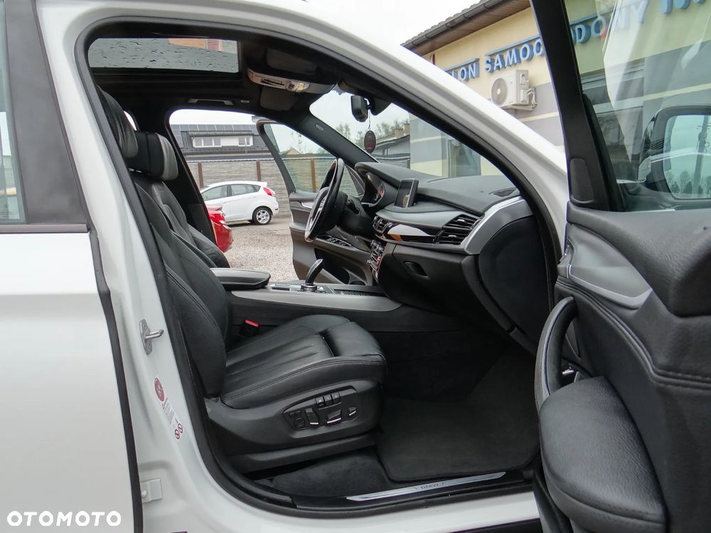 BMW X5 xDrive40d - 32