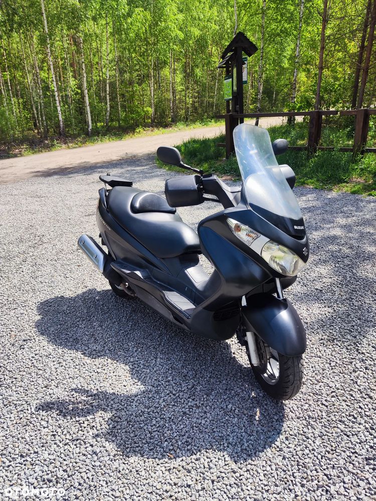 Suzuki Burgman - 15