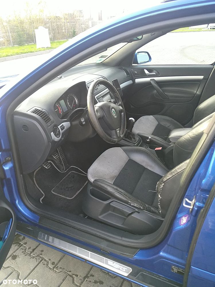 Skoda Octavia 2.0 TDI CR DPF RS - 7