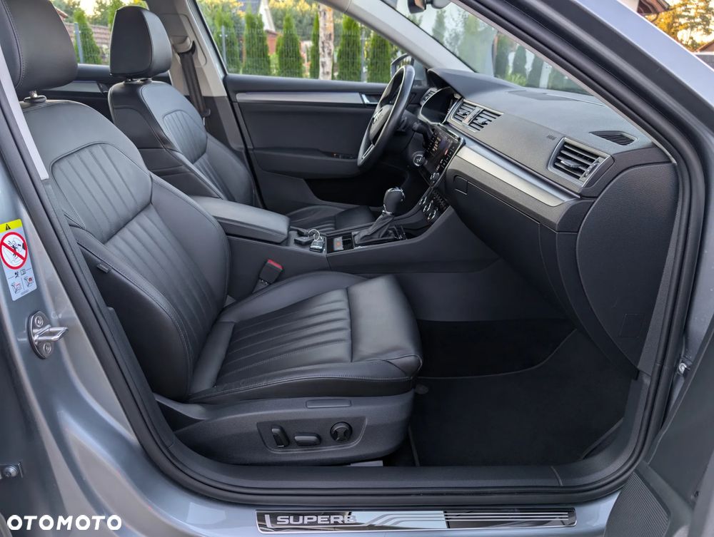 Skoda Superb 2.0 TDI DSG Style - 6