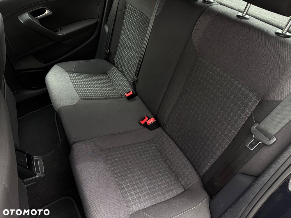 Volkswagen Polo 1.4 TDI (Blue Motion Technology) Comfortline - 34