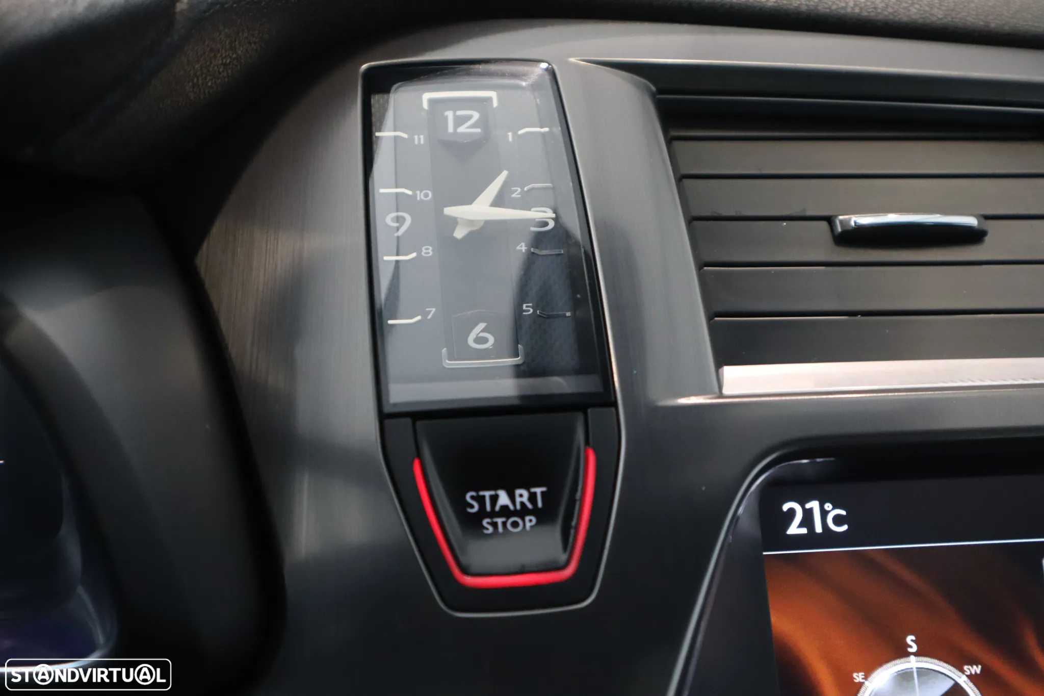 Citroën DS5 2.0 HDi Hybrid4 So Chic CMP6 - 17