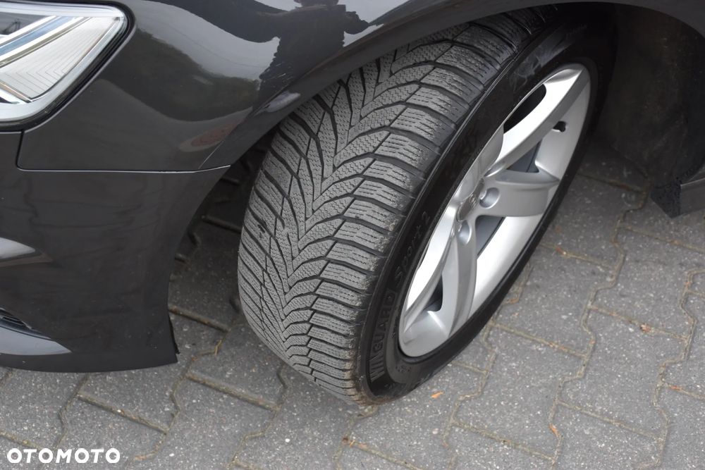 Audi A6 Avant 2.0 TDI Ultra DPF S tronic - 29