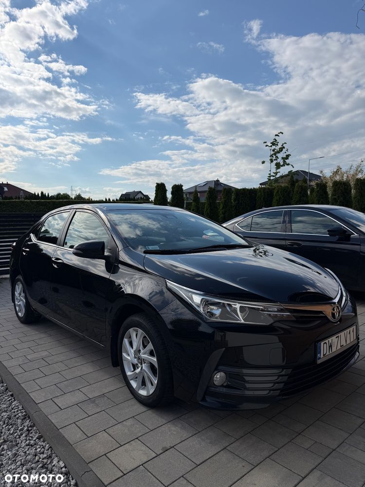 Toyota Corolla 1.6 Comfort - 1