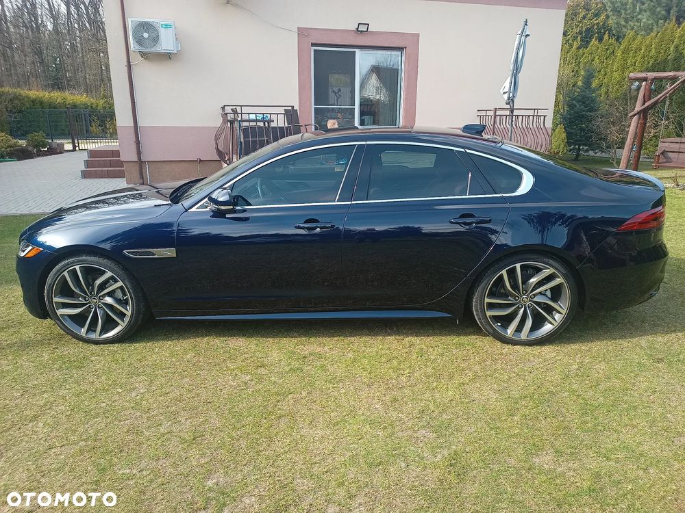 Jaguar XF P250 R-Dynamic SE - 23