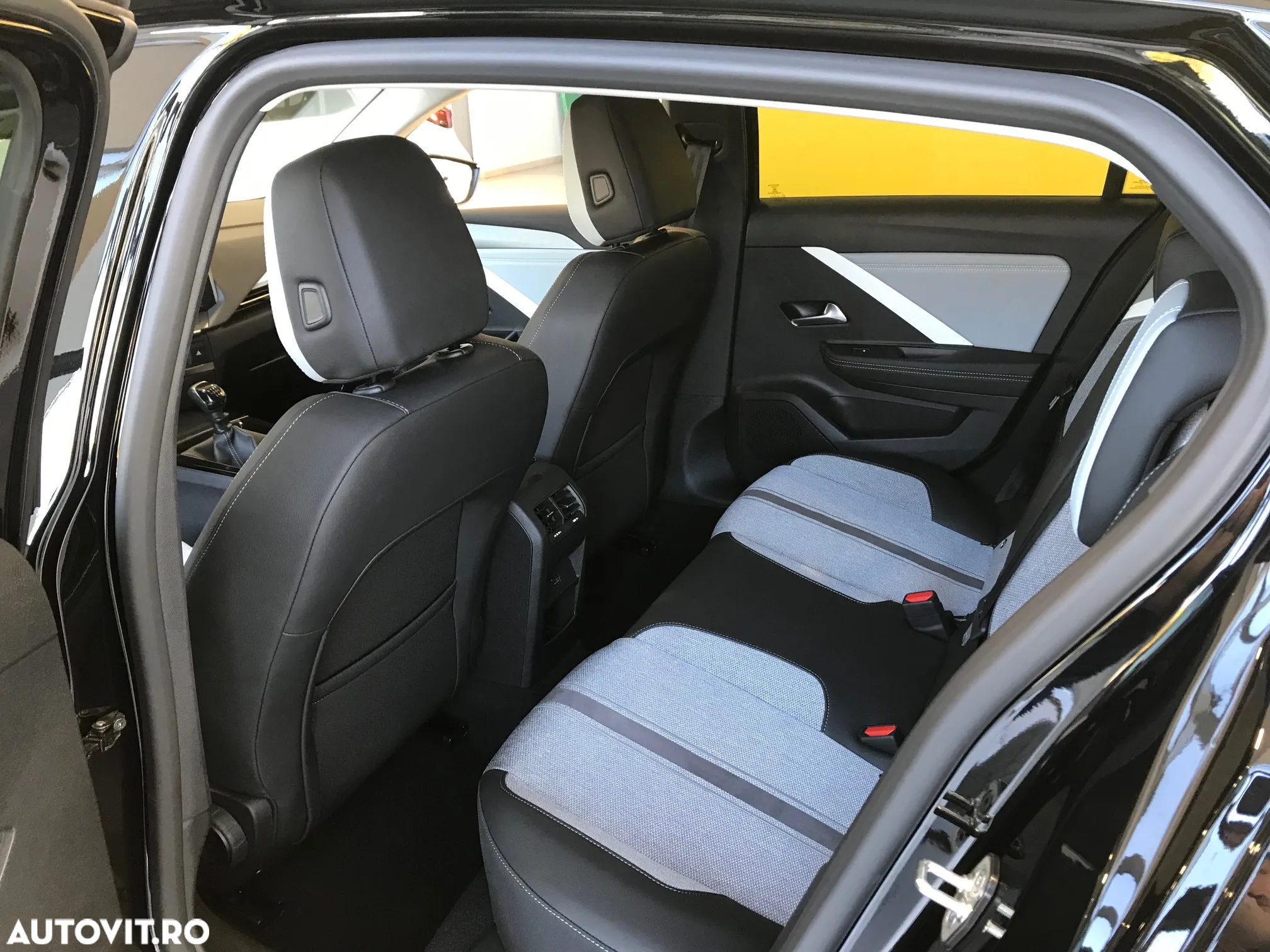 Opel Astra 1.5L Start/Stop Elegance - 6