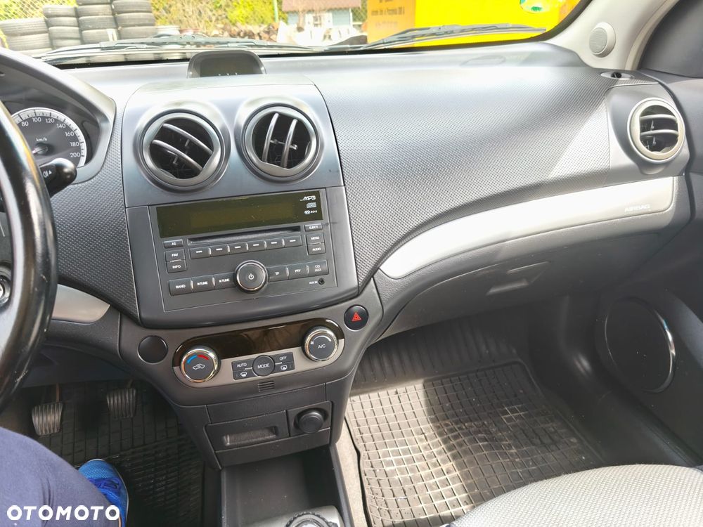 Chevrolet Aveo 1.4 LT - 7