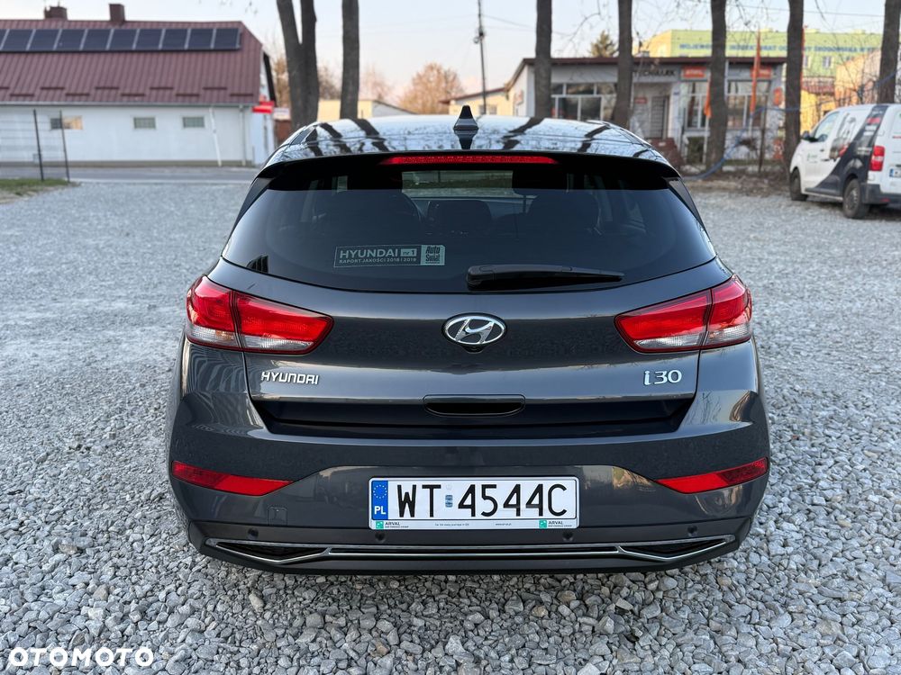 Hyundai i30 1.5 DPI Smart - 8