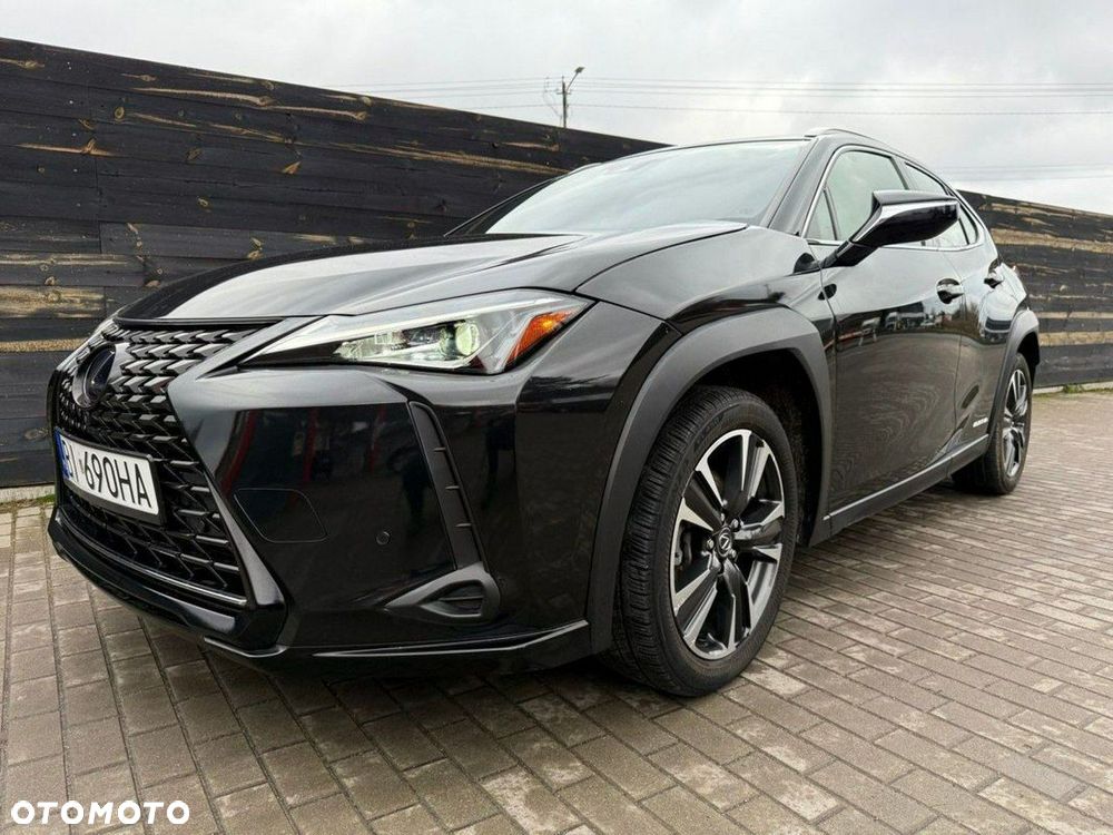 Lexus UX - 11