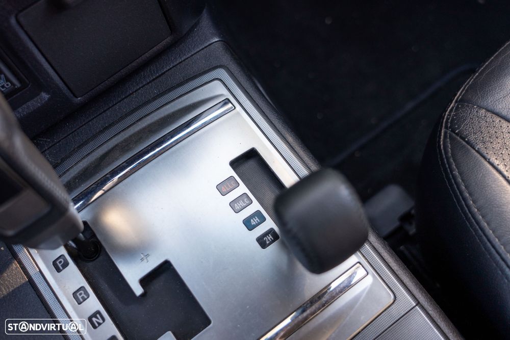 Mitsubishi Pajero 3.2 DI-D Instyle Navi AT - 15