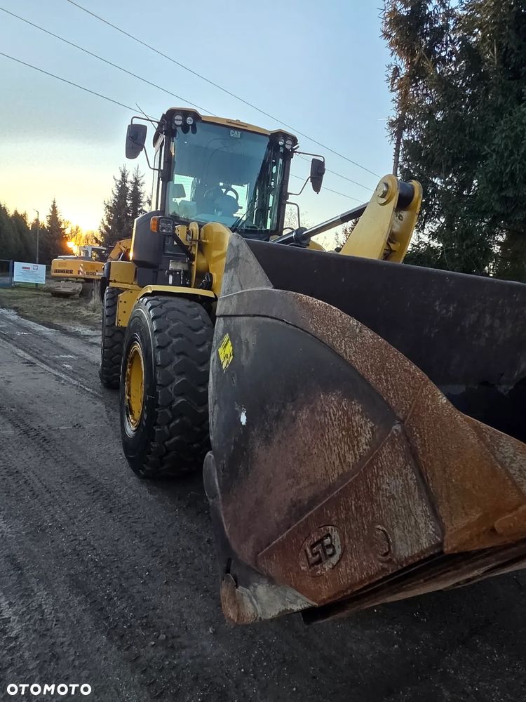 Caterpillar 926M - 2