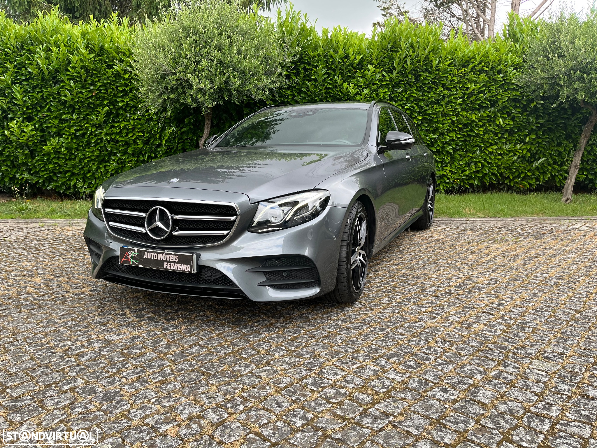 Mercedes-Benz E 220 d AMG Line - 2
