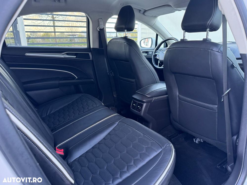 Ford Mondeo 2.0 CVT VIGNALE - 14