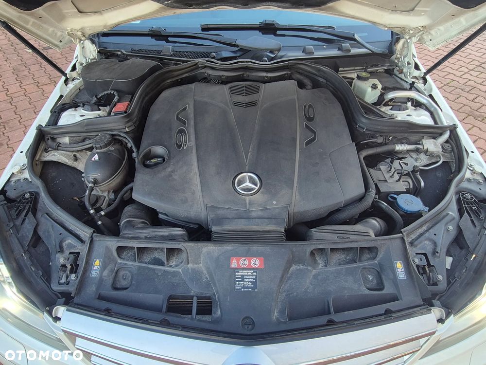 Mercedes-Benz Klasa C 350 CDI DPF (BlueEFFICIENCY) 7G-TRONIC Avantgarde - 35