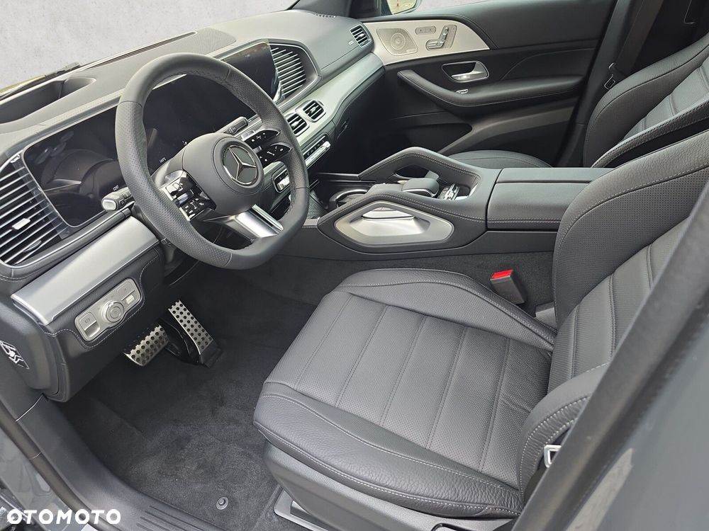 Mercedes-Benz GLE - 11