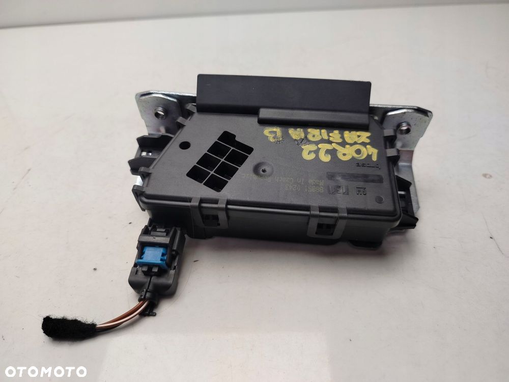 opel zafira b lift 08r- zamek klapy bagażnika tył tylny 13188851 - 3