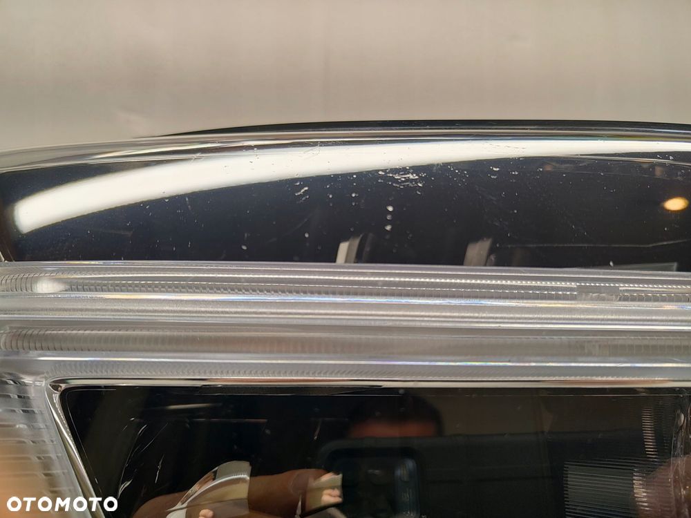 volvo xc90 lift full led lampa prawy przód 32338953 - 3