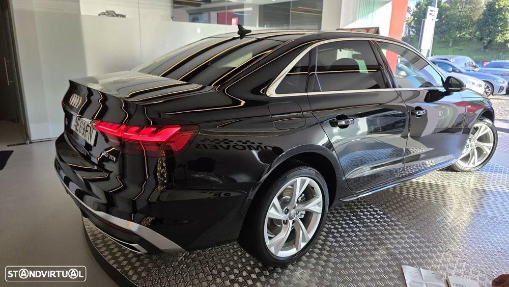 Audi A4 35 TDI S line S tronic - 21