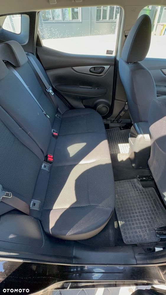 Nissan Qashqai 1.2 DIG-T N-Connecta - 24