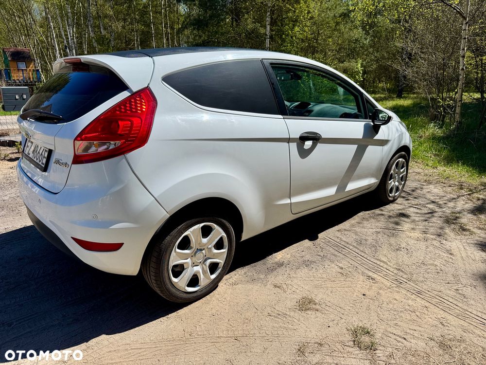 Ford Fiesta 1.25 Trend EU5 - 4