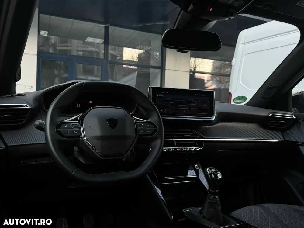 Peugeot 2008 PureTech 100 Stop&Start Allure - 18