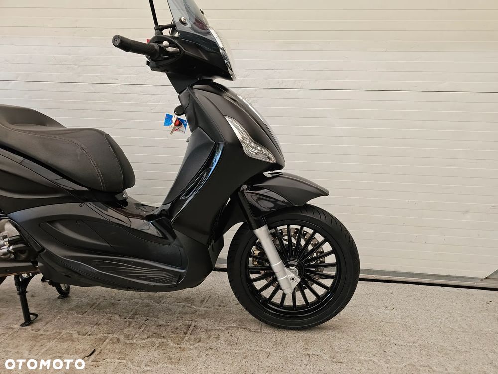 Piaggio Beverly - 10