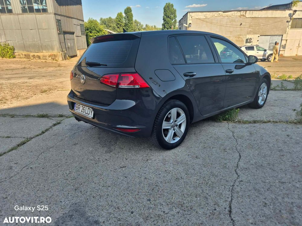 Volkswagen Golf - 3