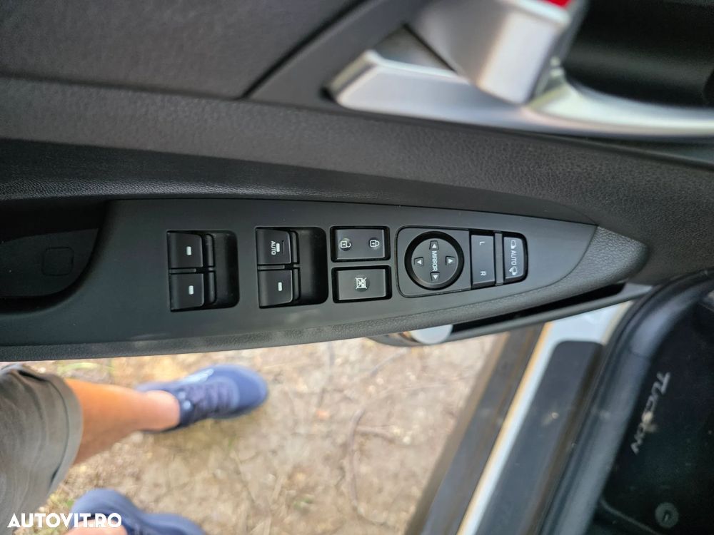 Hyundai Tucson - 13