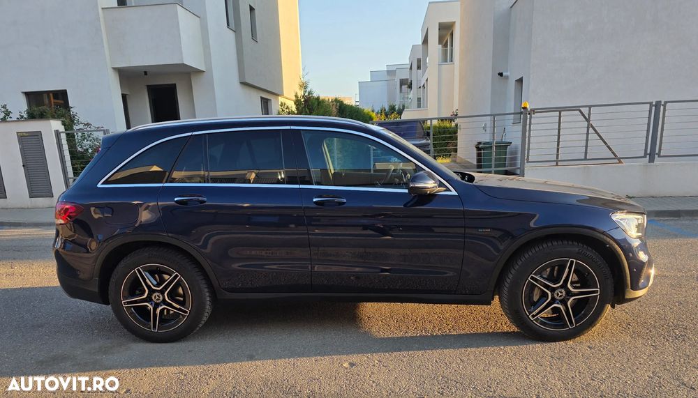 Mercedes-Benz GLC 300 e 4Matic 9G-TRONIC Exclusive - 13