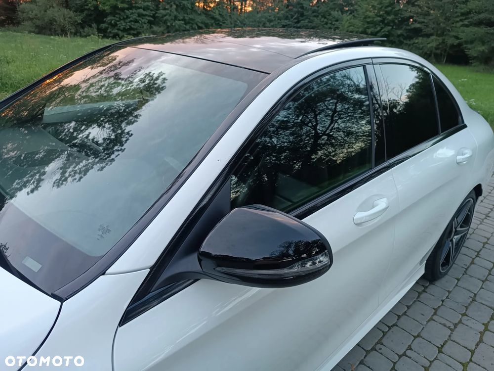 Mercedes-Benz Klasa C 250 T 7G-TRONIC AMG Line - 29