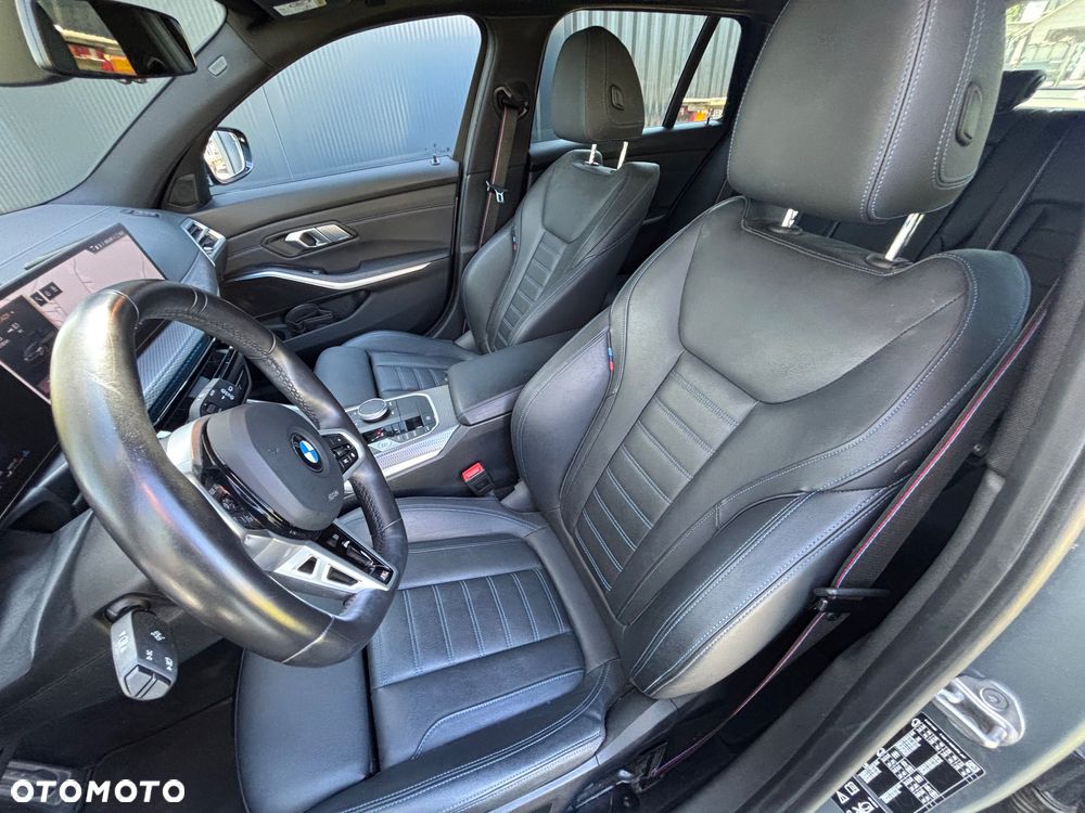 BMW Seria 3 320d xDrive mHEV M Sport - 8