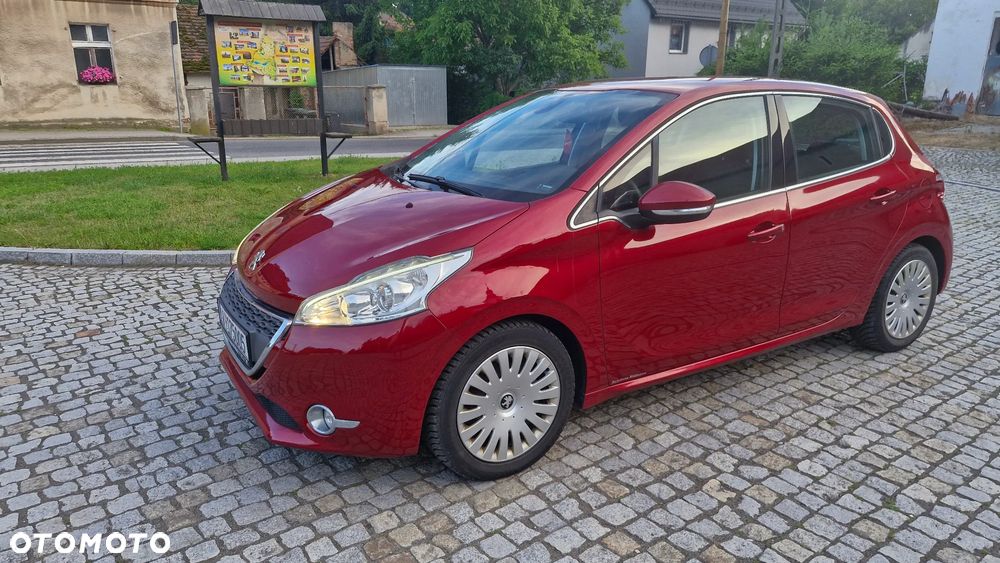 Peugeot 208 120 VTI Intuitive - 5