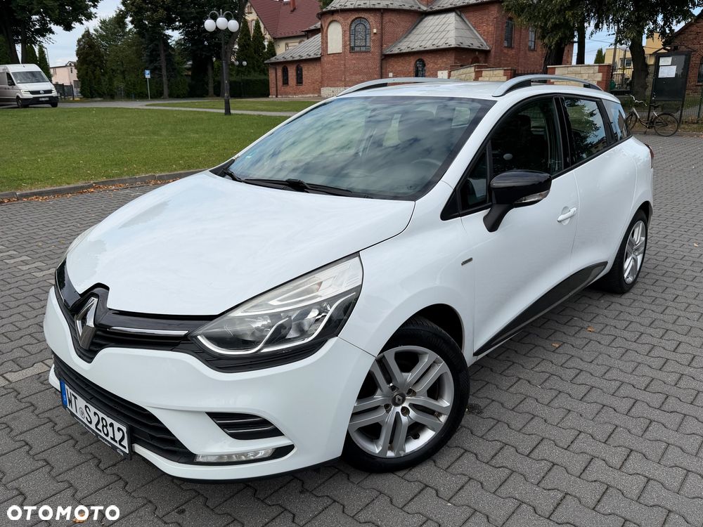 Renault Clio 1.2 16V 75 LIMITED - 9