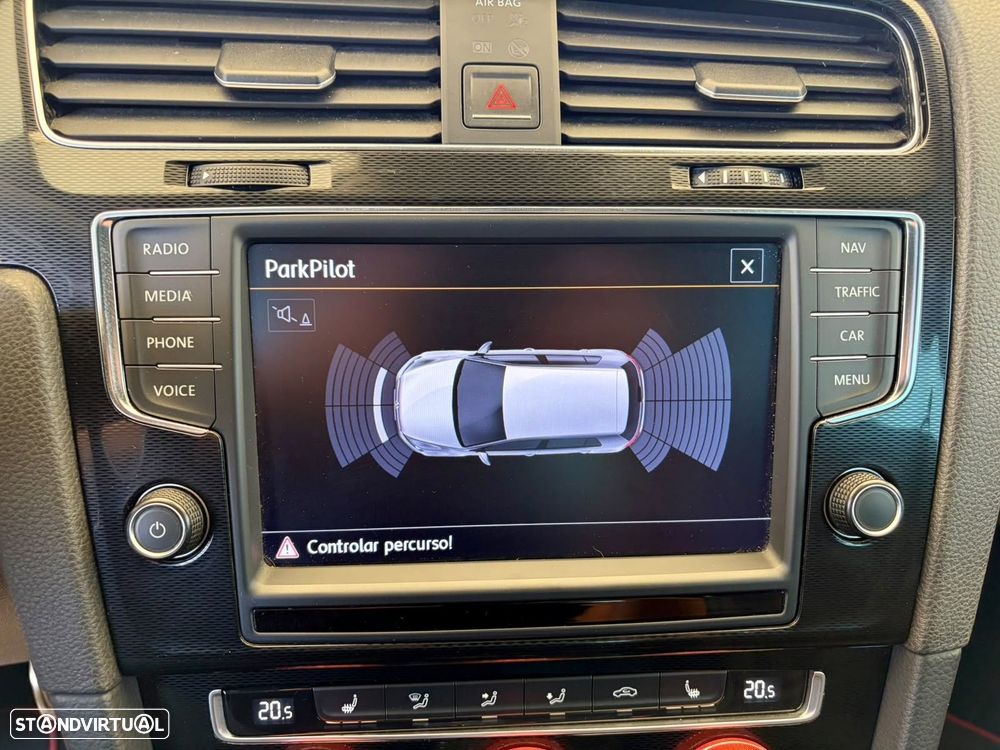 VW Golf GTI BlueMotion - 21
