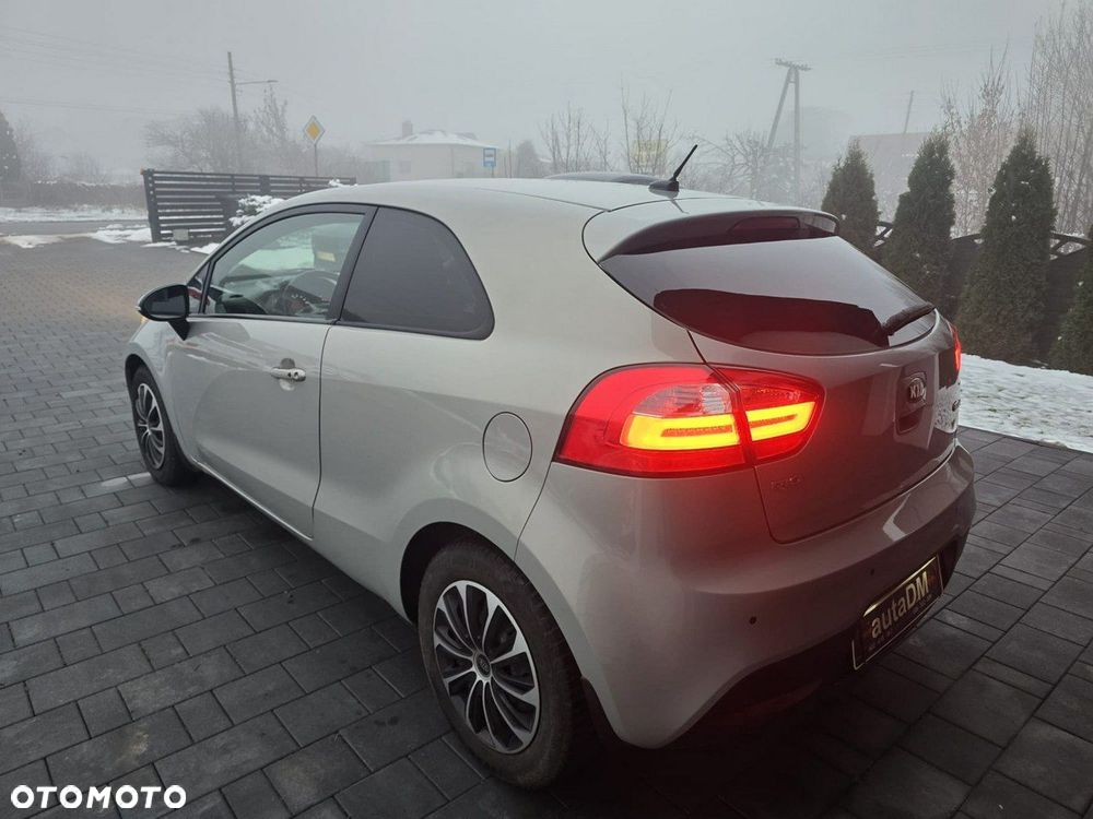 Kia Rio - 6