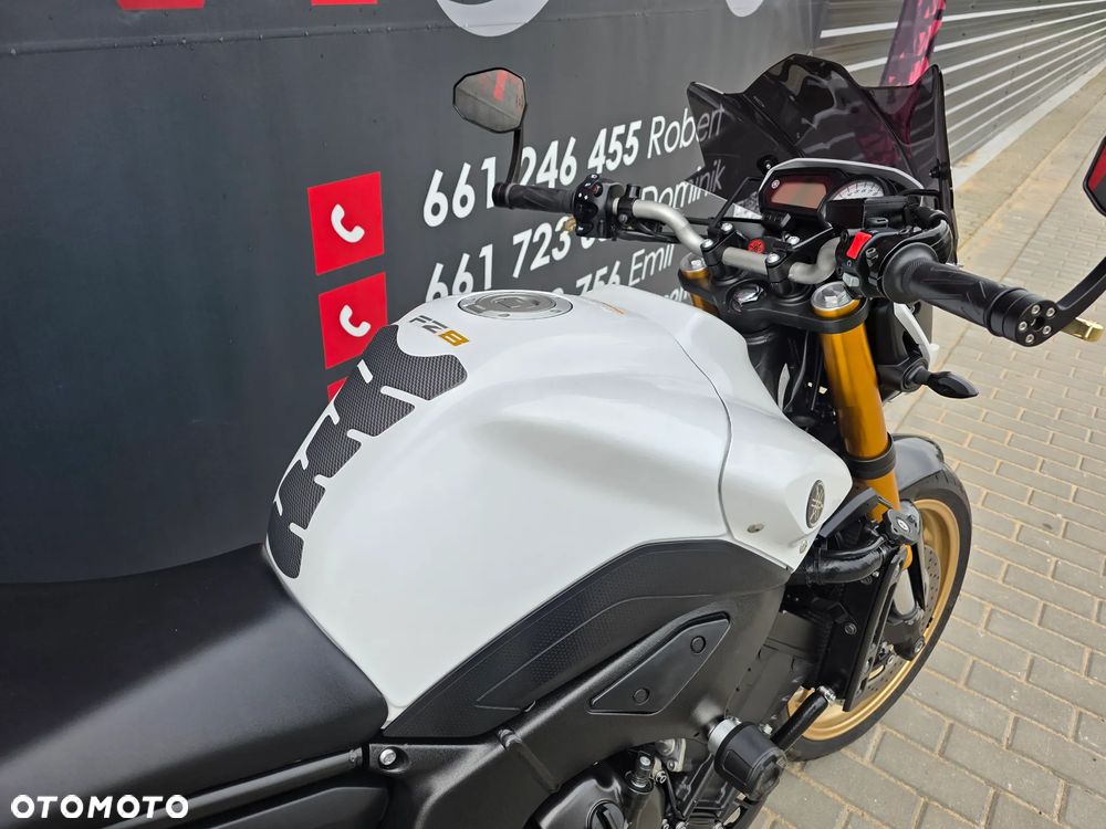 Yamaha FZ8 - 28