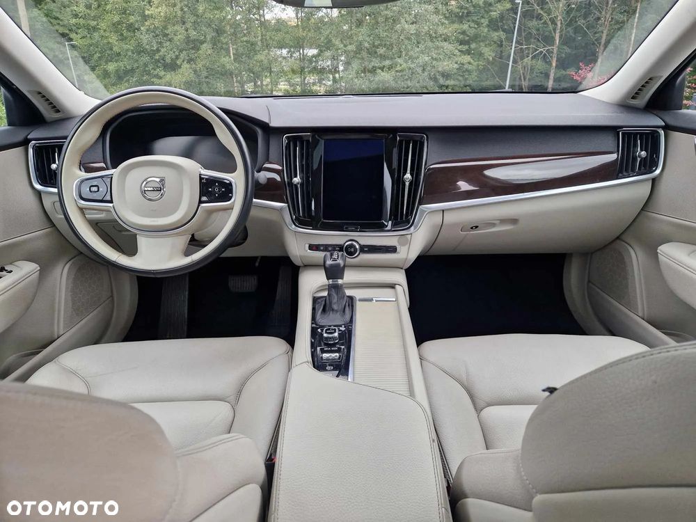 Volvo S90 T5 Momentum - 8