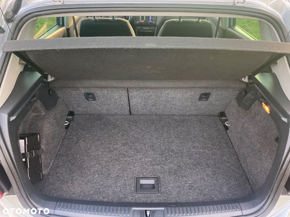 Volkswagen Polo - 24