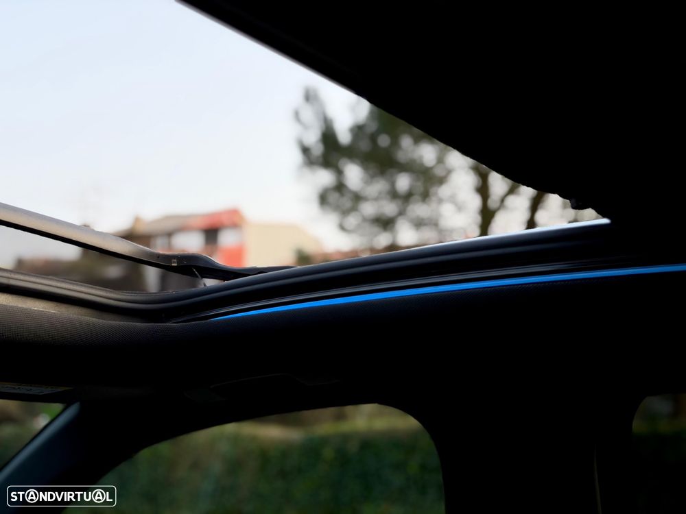 Peugeot 3008 1.6 Hybrid4 GT Pack e-EAT8 - 25