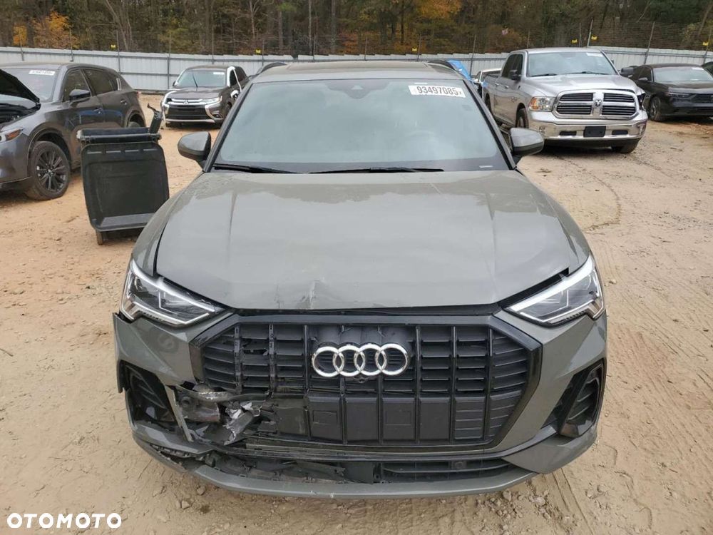 Audi Q3 - 6