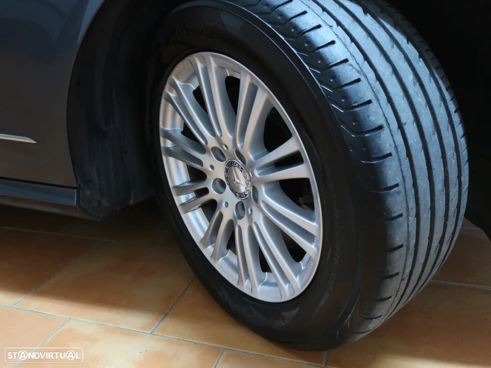 Mercedes-Benz E 250 CDi Elegance BlueEfficiency - 8