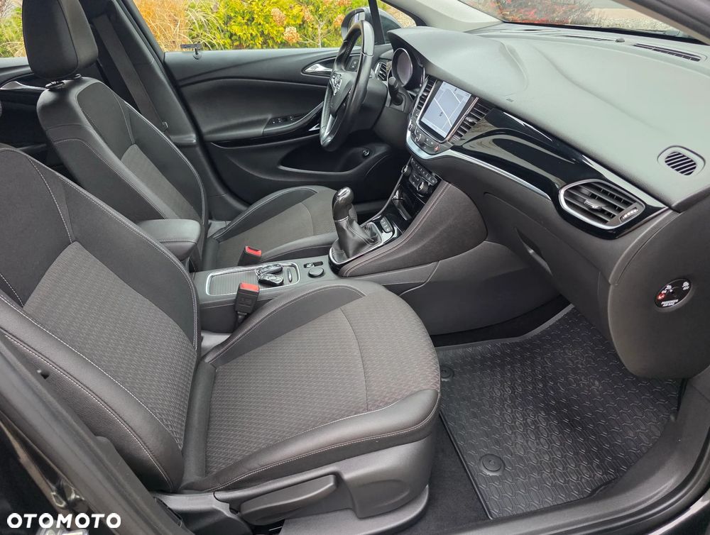 Opel Astra 1.6 D (CDTI) Start/Stop Innovation - 10