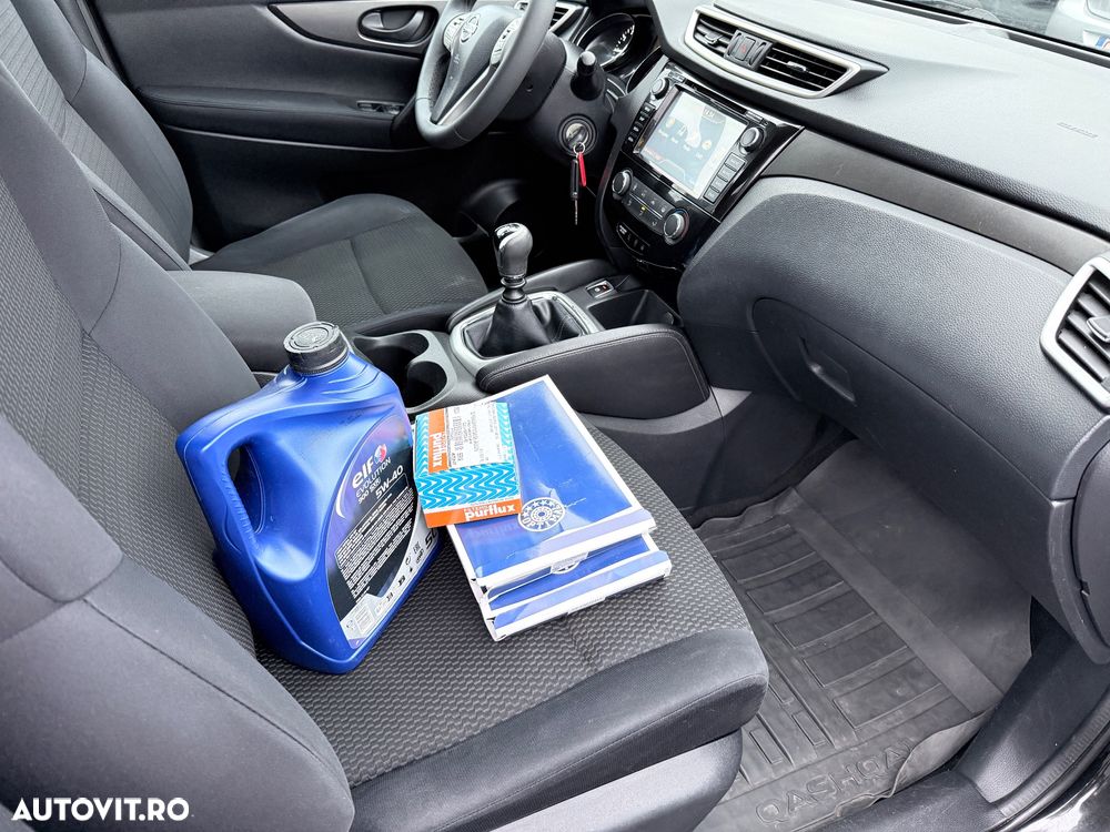 Nissan Qashqai 1.2 DIG-T ACENTA - 6