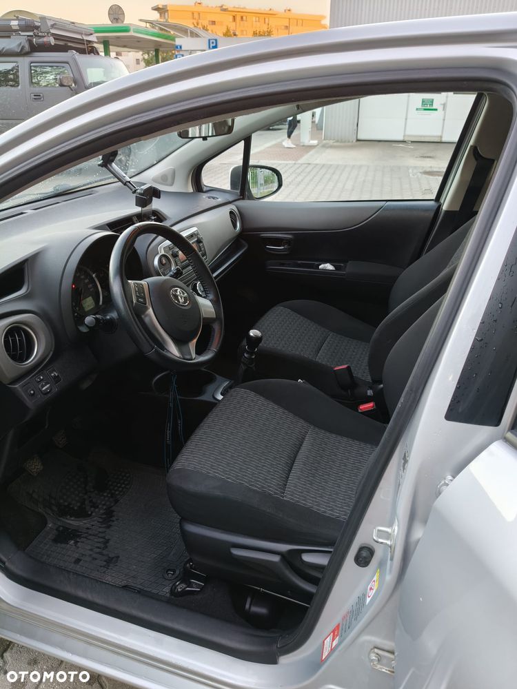 Toyota Yaris 1.33 Active - 8
