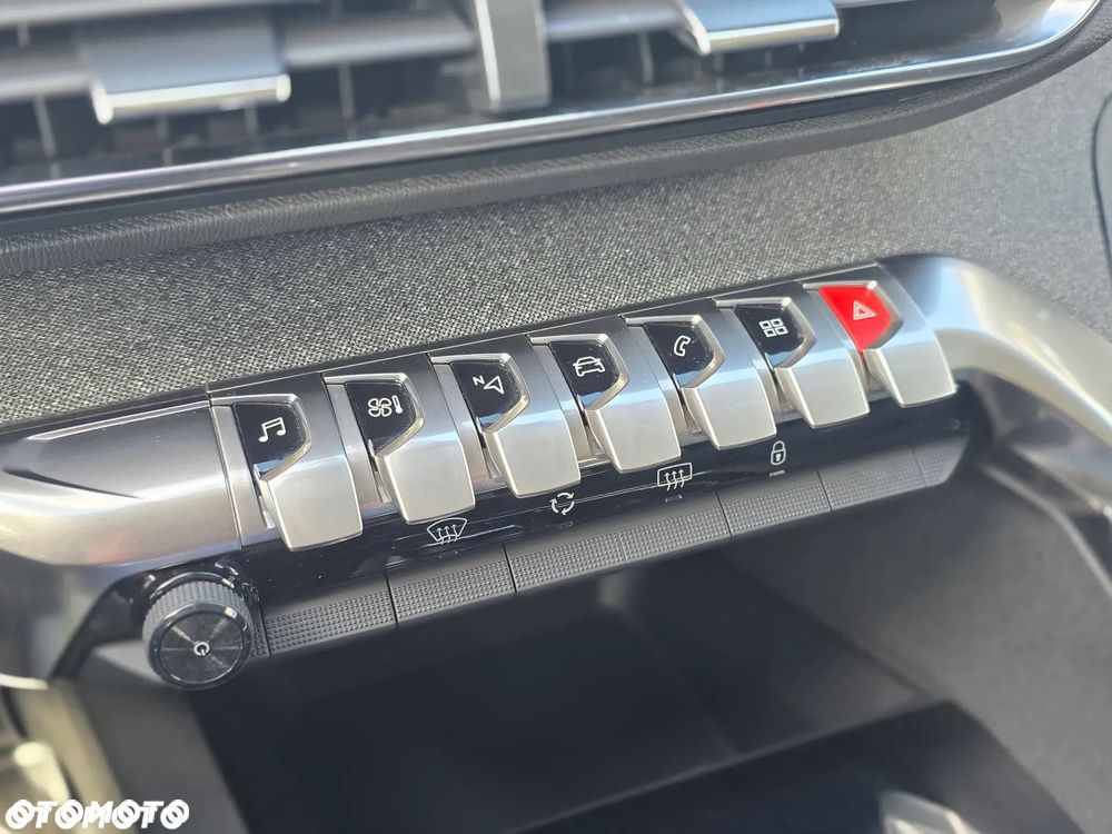 Peugeot 5008 1.5 BlueHDI Allure S&S EAT8 - 20