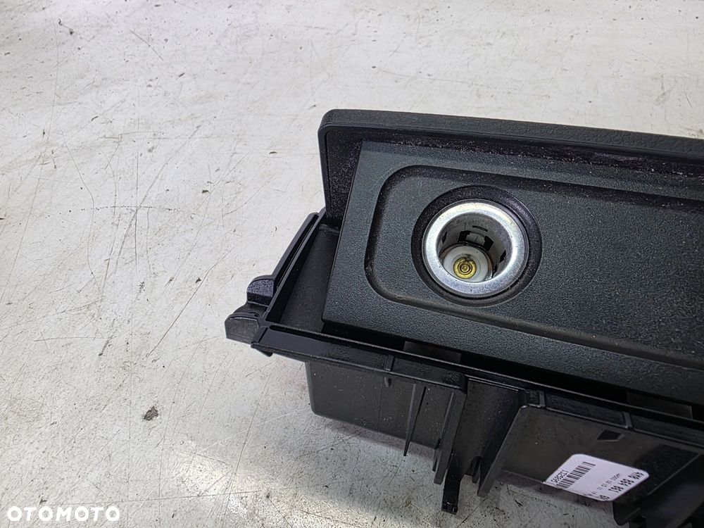 GNIAZDO ZAPALNICZKI TYŁ TUNELU ŚRODKOWEGO AUDI Q7 4M 4M0864061 - 5