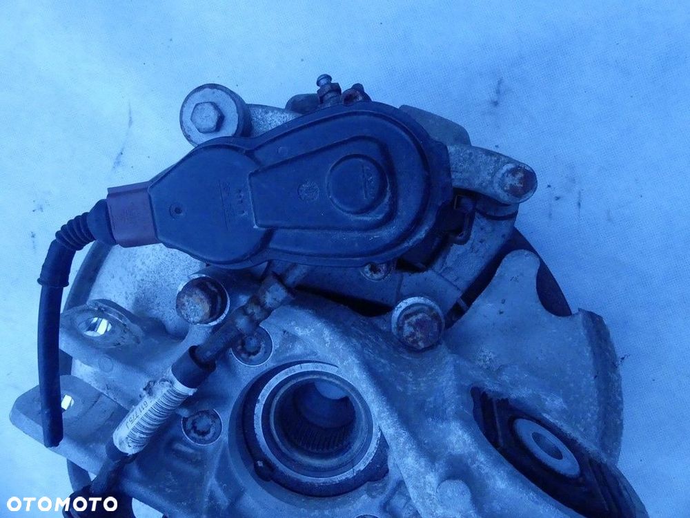 dw audi q5 8r zwrotnica piasta tarcza zacisk klocki tył 8r0505435c - 3