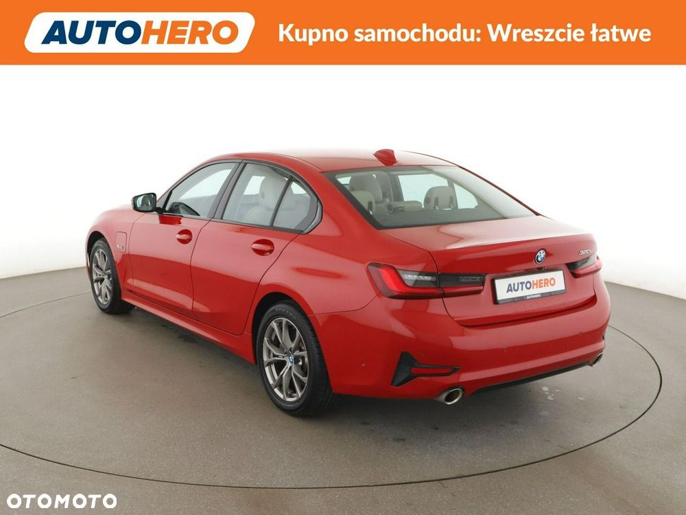 BMW Seria 3 320e PHEV M Sport - 5